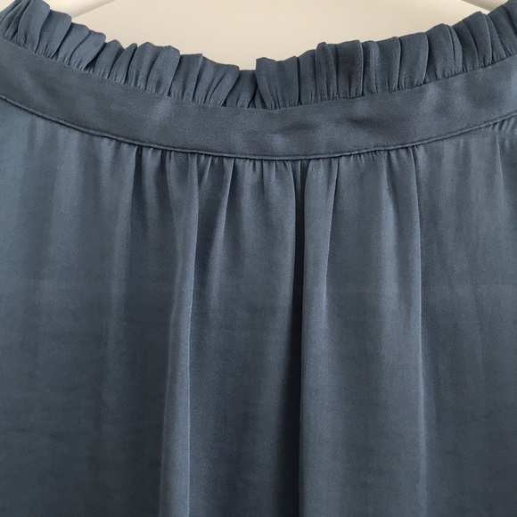 Banana Republic | Women’s sleeveless ruffle tie neck top, S, ocean beach blue - Picture 5 of 6